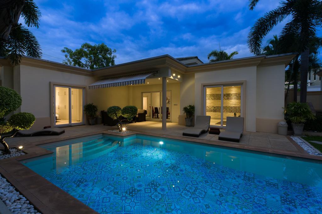 Siam Royal View 44 Villa Pattaya Exterior foto