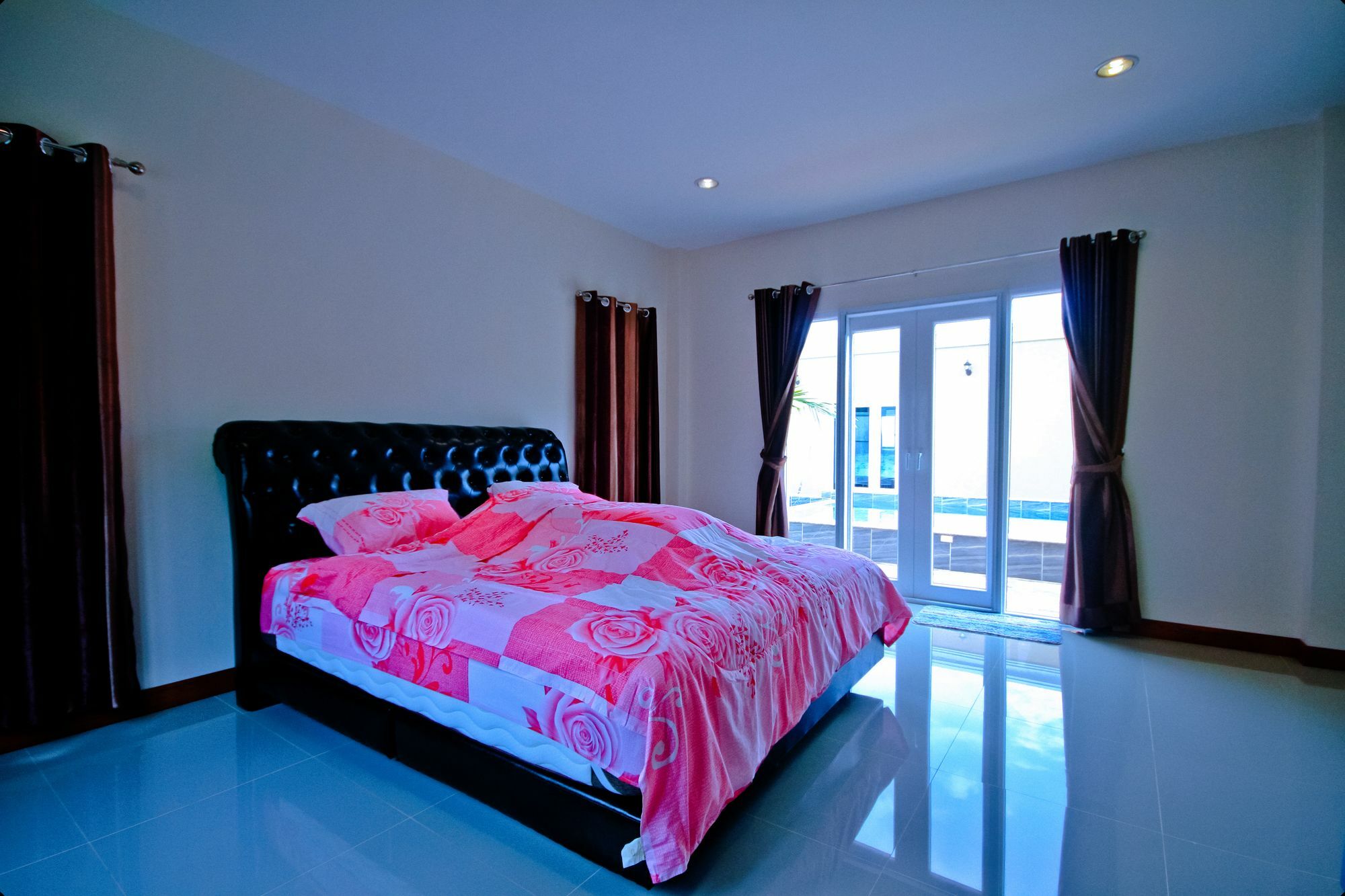 Siam Royal View 44 Villa Pattaya Exterior foto